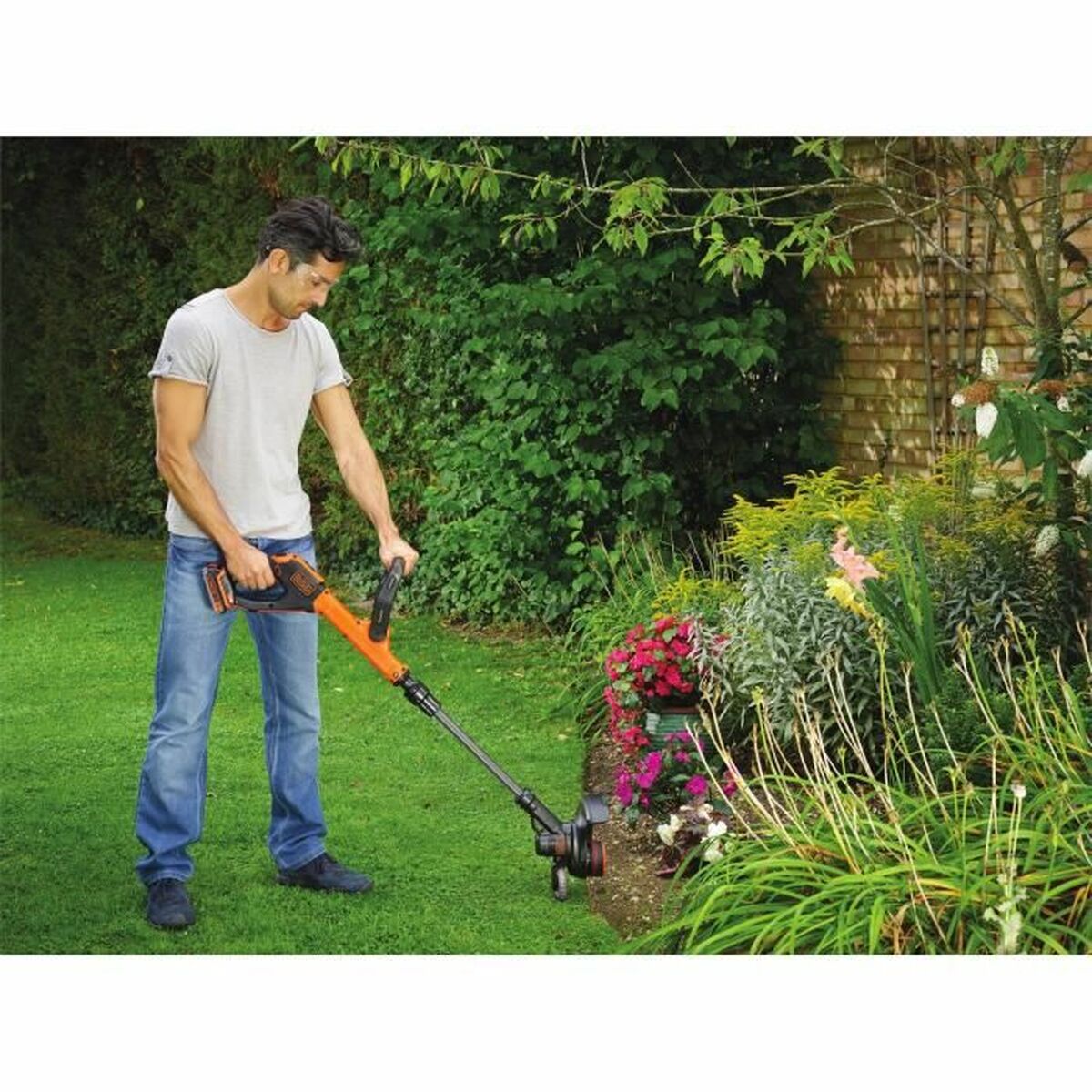Recortadora Eléctrica Black & Decker PowerCommand STC1820EPC 18 V 28 cm